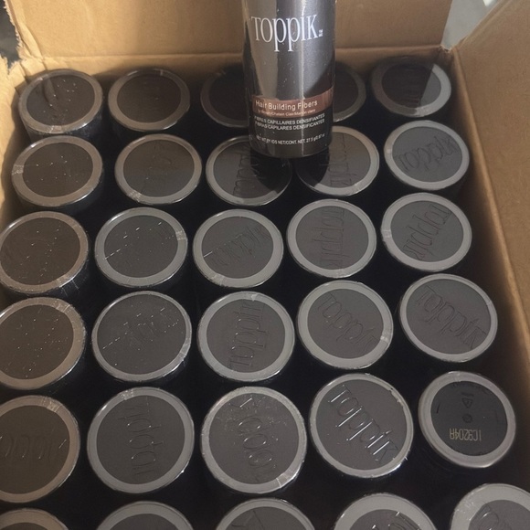 Toppik wholesale box of 20 -35 bottles 27.5 G limited time offerwholesale